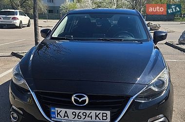 Mazda 3  2015