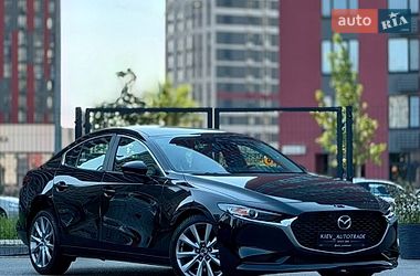 Mazda 3  2019