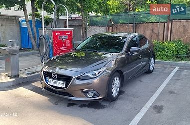 Mazda 3  2014