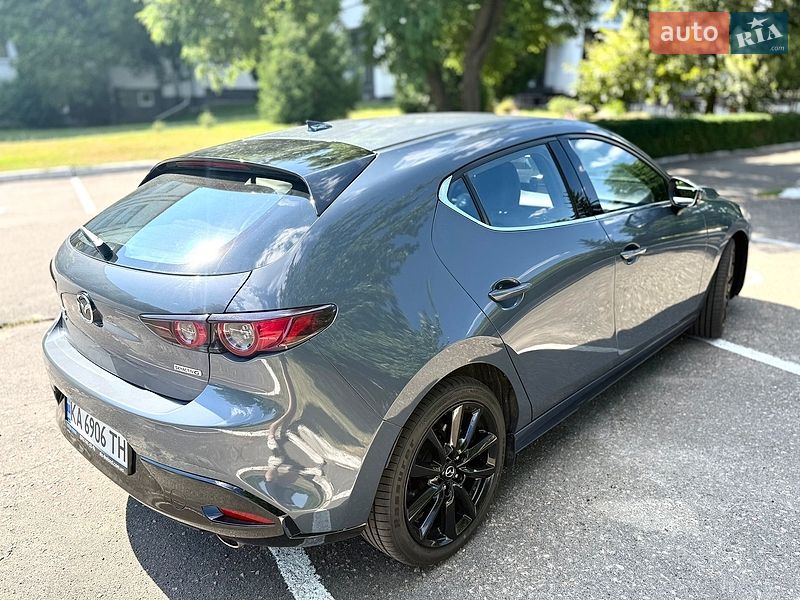 Хэтчбек Mazda 3 2021 в Киеве