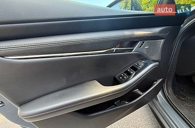 Хэтчбек Mazda 3 2021 в Киеве