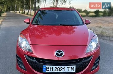 Mazda 3  2011