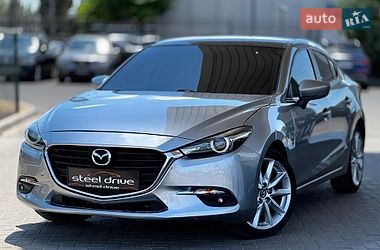 Mazda 3  2013