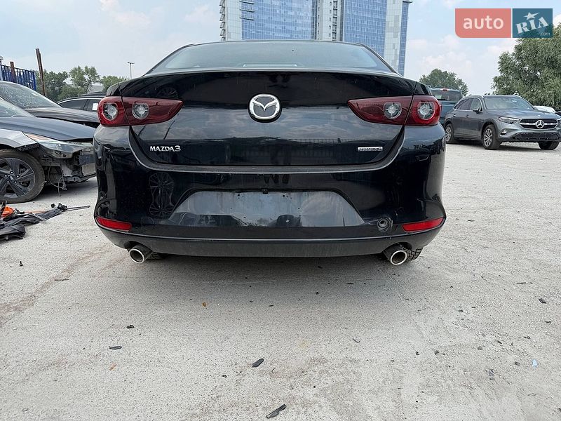 Седан Mazda 3 2025 в Киеве