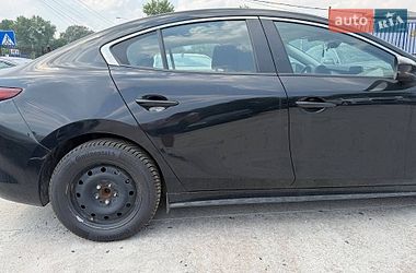 Седан Mazda 3 2025 в Киеве
