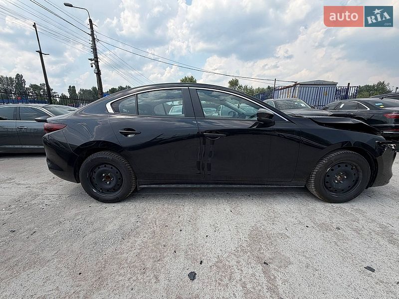 Седан Mazda 3 2025 в Киеве