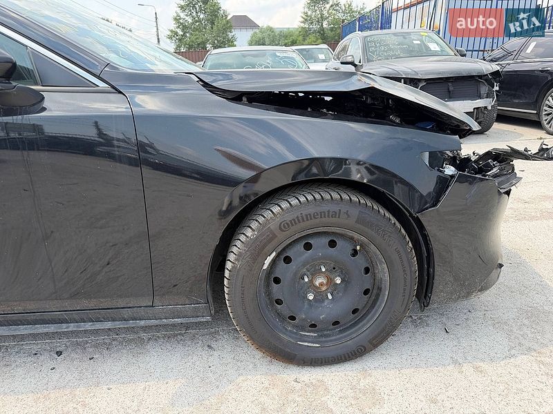 Седан Mazda 3 2025 в Киеве