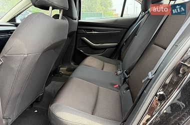 Седан Mazda 3 2025 в Киеве