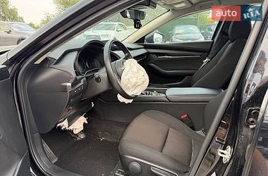 Седан Mazda 3 2025 в Киеве