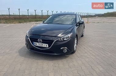 Mazda 3  2016