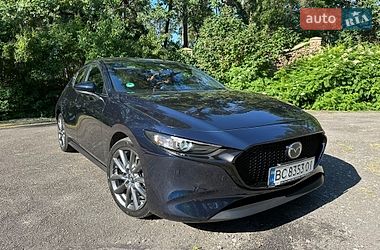 Mazda 3  2020