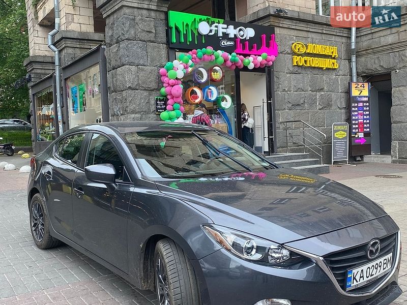 Седан Mazda 3 2014 в Киеве Седан Mazda 3 2014 в Киеве