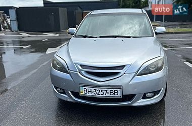 Mazda 3  2004