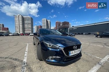 Mazda 3  2016