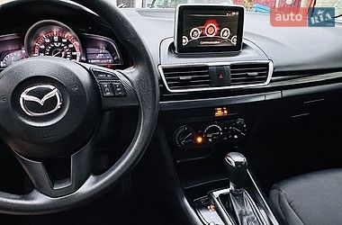 Mazda 3 2016