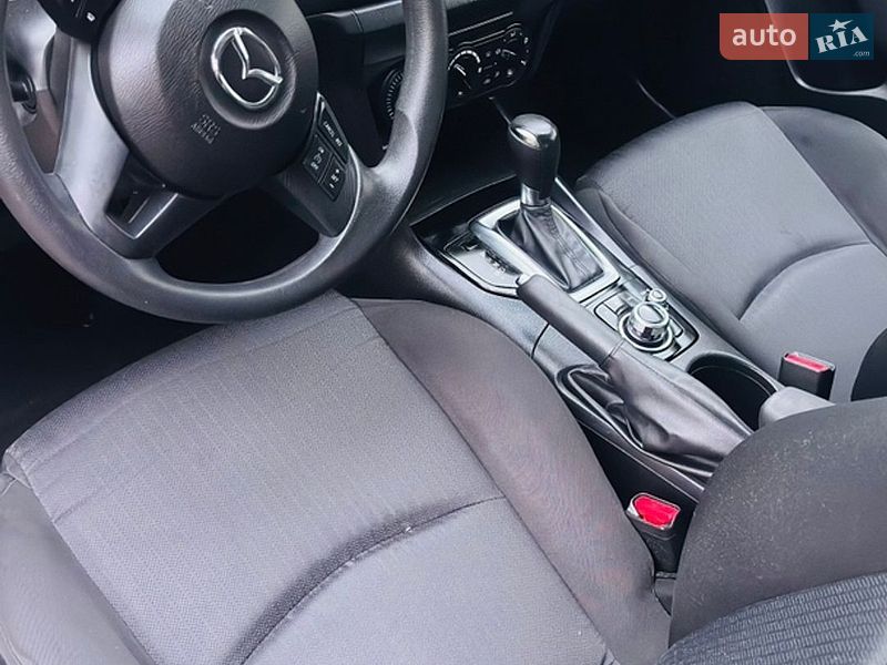 Седан Mazda 3 2016 в Києві