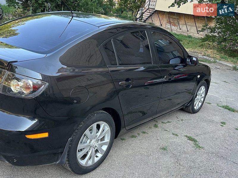 Седан Mazda 3 2007 в Кропивницком