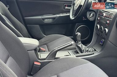 Хэтчбек Mazda 3 2006 в Луцке