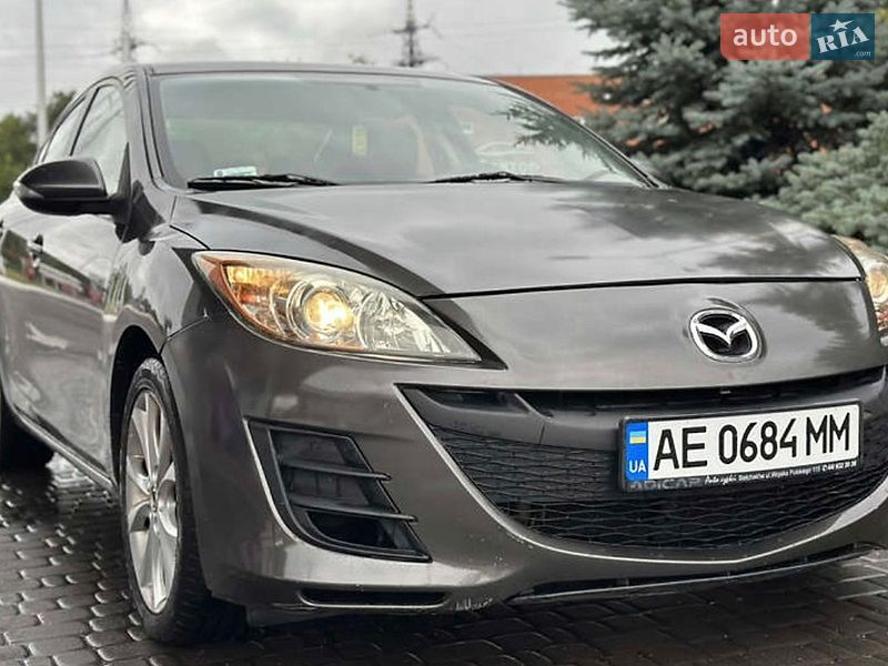 Седан Mazda 3 2009 в Днепре