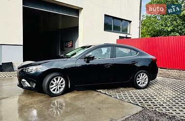 Mazda 3  2015