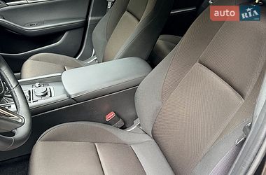 Седан Mazda 3 2023 в Киеве