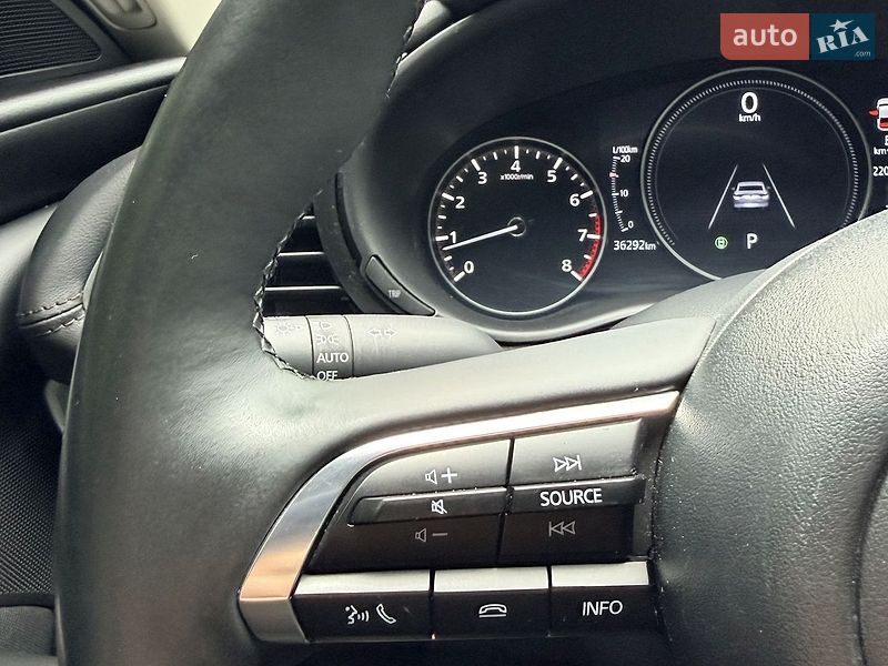 Седан Mazda 3 2023 в Киеве