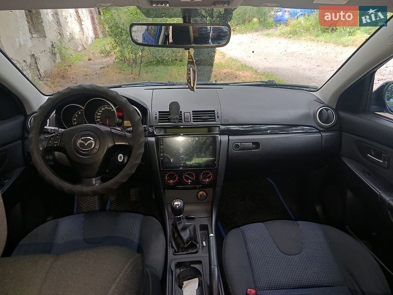 Хэтчбек Mazda 3 2005 в Днепре