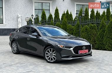 Седан Mazda 3 2025 в Киеве