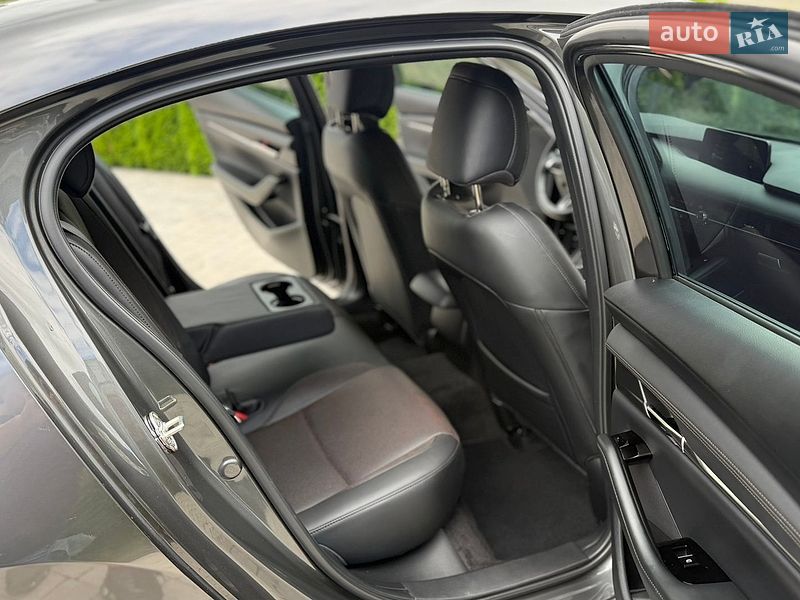 Седан Mazda 3 2025 в Киеве