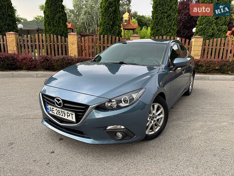 Mazda 3 2015