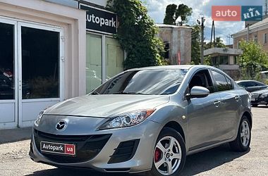 Mazda 3  2011
