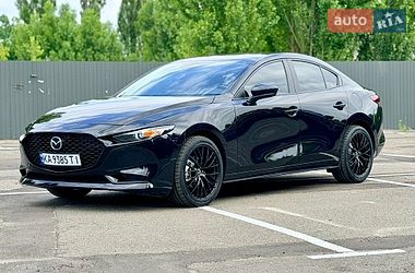 Седан Mazda 3 2023 в Киеве