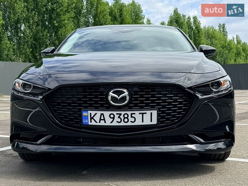 Седан Mazda 3 2023 в Киеве