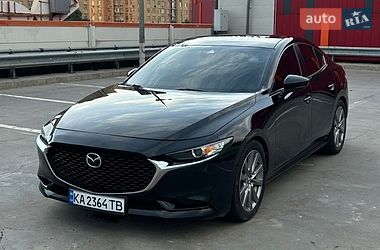 Mazda 3  2018