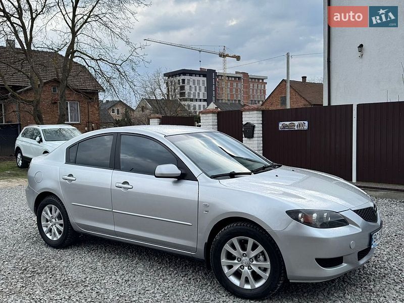 Седан Mazda 3 2005 в Львове