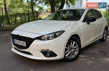 Mazda 3  2016