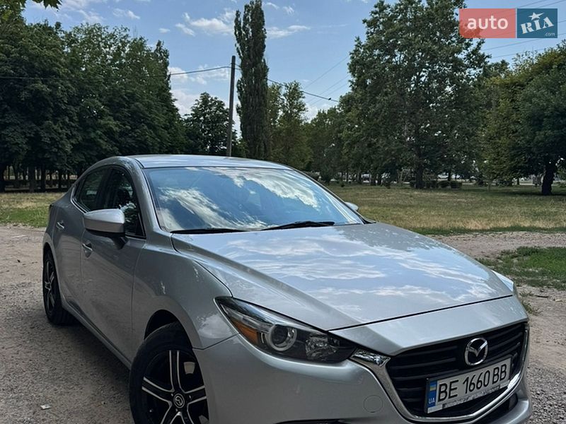 Седан Mazda 3 2016 в Николаеве
