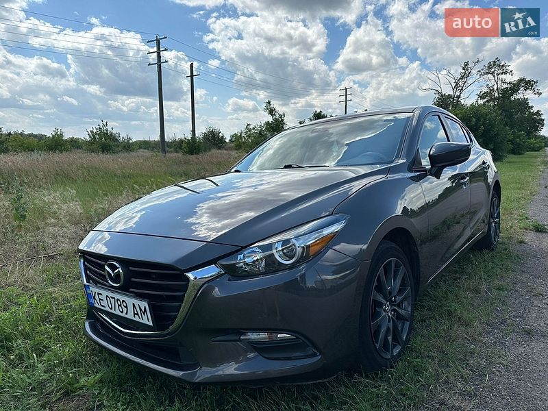 Хэтчбек Mazda 3 2018 в Кривом Роге
