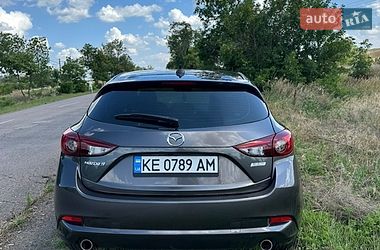 Хэтчбек Mazda 3 2018 в Кривом Роге