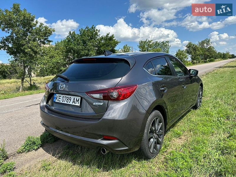 Хэтчбек Mazda 3 2018 в Кривом Роге