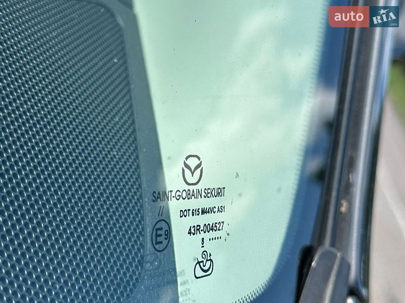 Хэтчбек Mazda 3 2018 в Кривом Роге