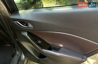 Хэтчбек Mazda 3 2018 в Кривом Роге