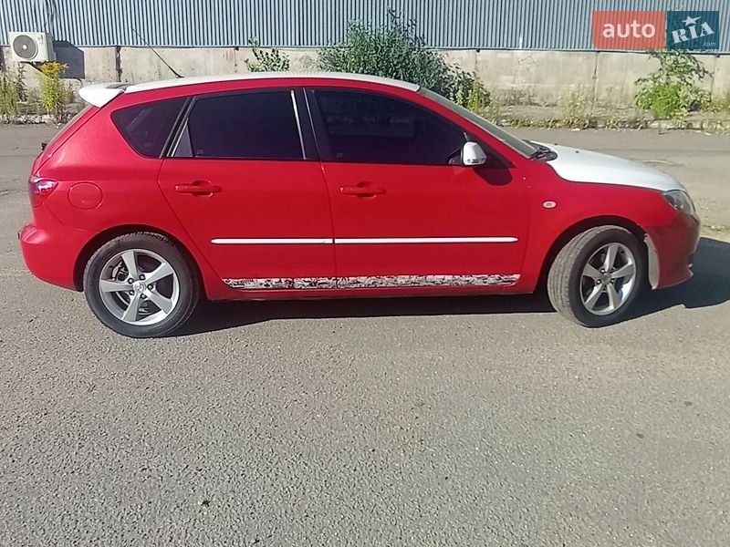 Хэтчбек Mazda 3 2003 в Киеве
