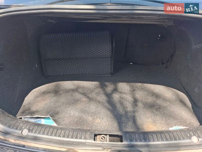 Седан Mazda 3 2009 в Києві