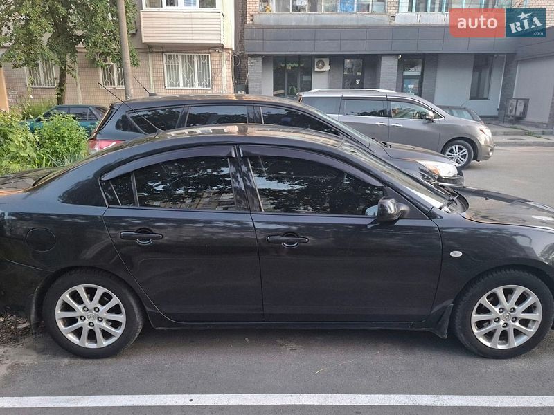 Седан Mazda 3 2009 в Києві