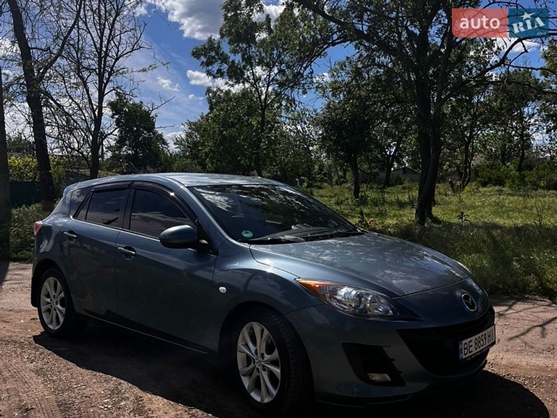 Хэтчбек Mazda 3 2009 в Веселинове
