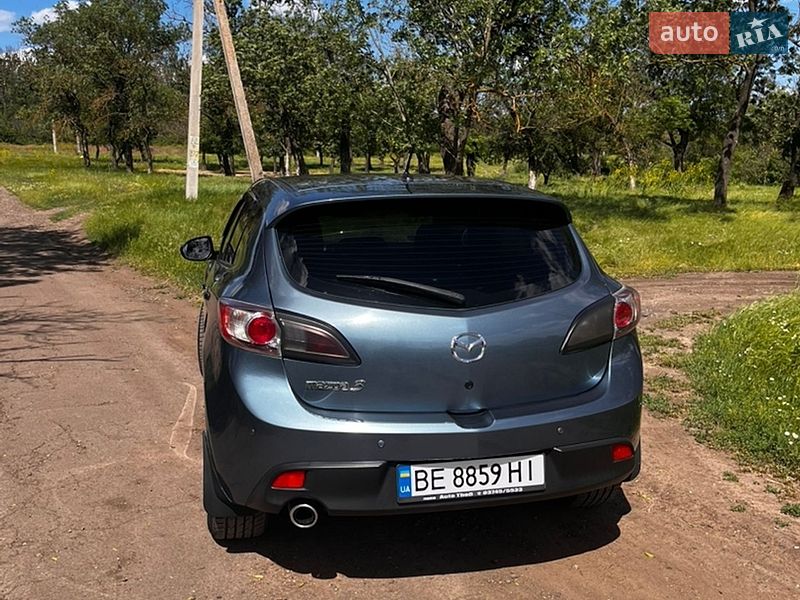 Хэтчбек Mazda 3 2009 в Веселинове