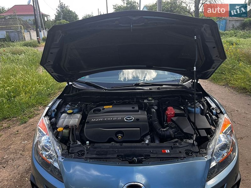 Хэтчбек Mazda 3 2009 в Веселинове