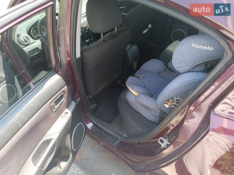 Седан Mazda 3 2007 в Києві