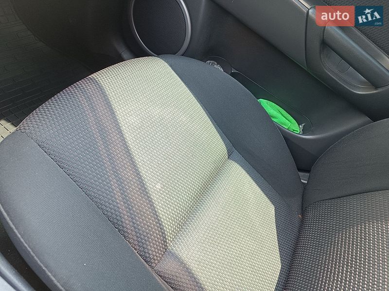 Седан Mazda 3 2007 в Києві